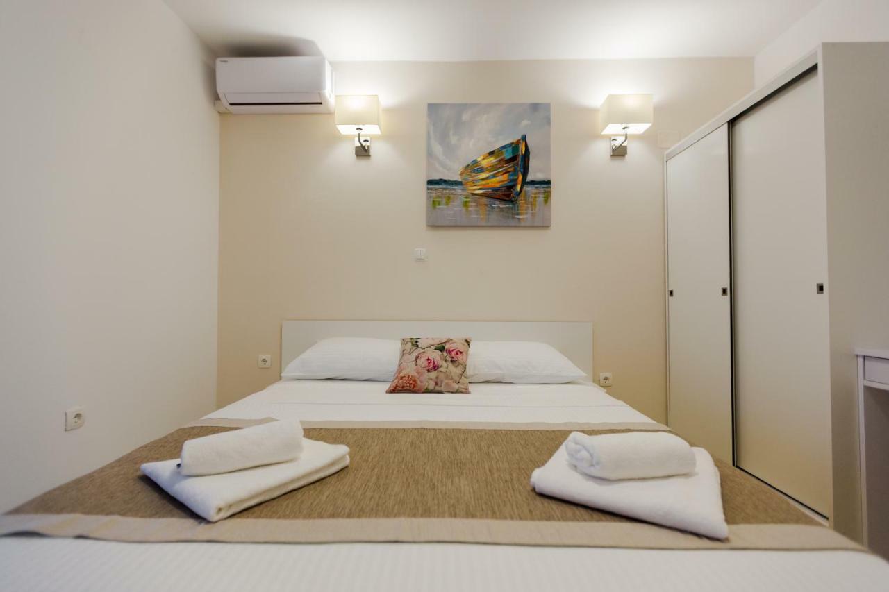 Apartmani Kristijan Crikvenica Exterior foto