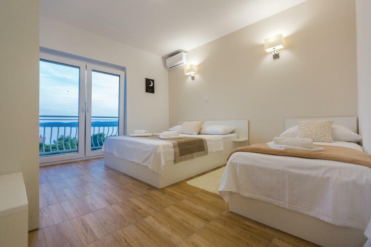 Apartmani Kristijan Crikvenica Exterior foto