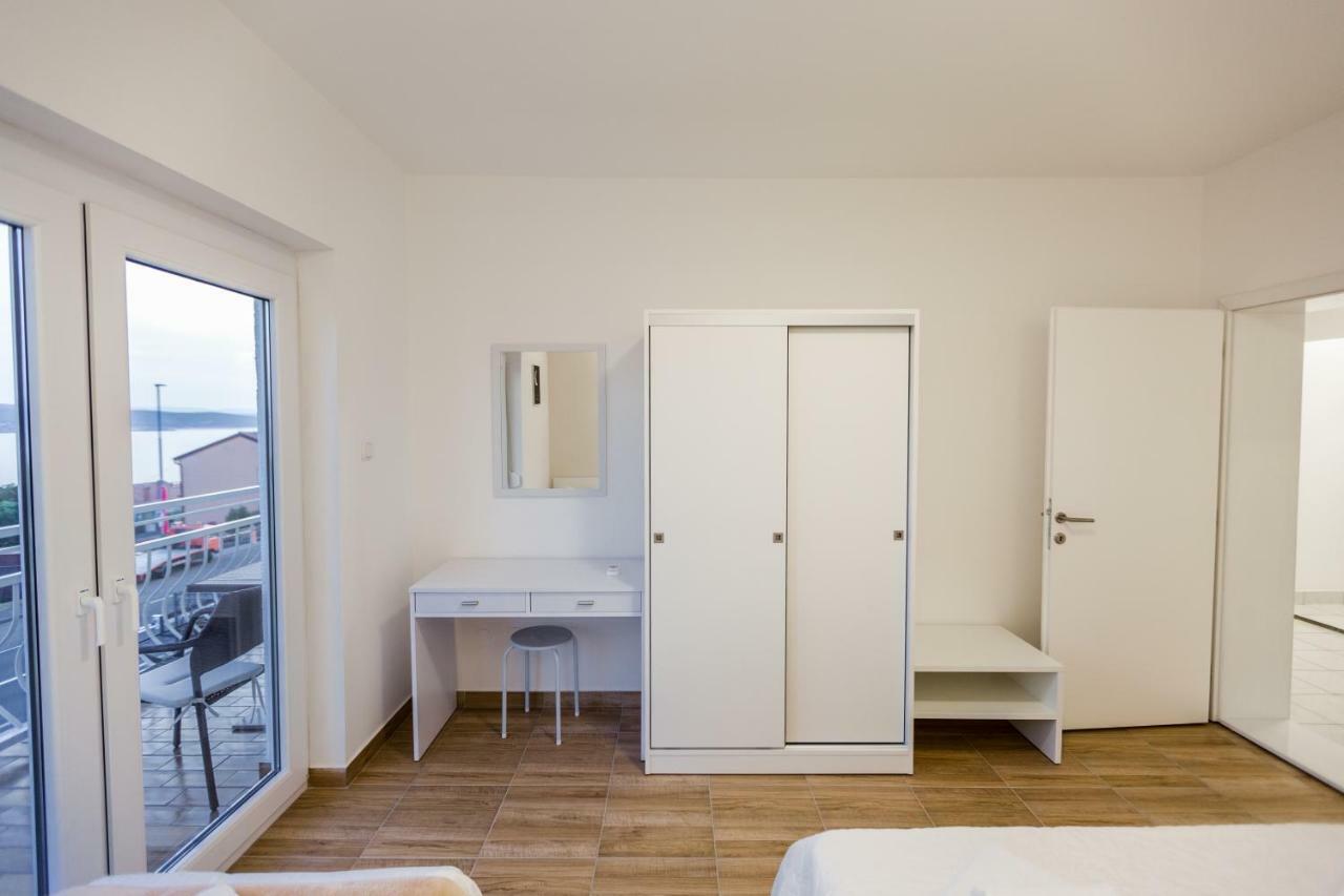 Apartmani Kristijan Crikvenica Exterior foto
