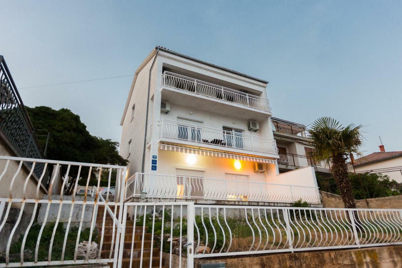 Apartmani Kristijan Crikvenica Exterior foto