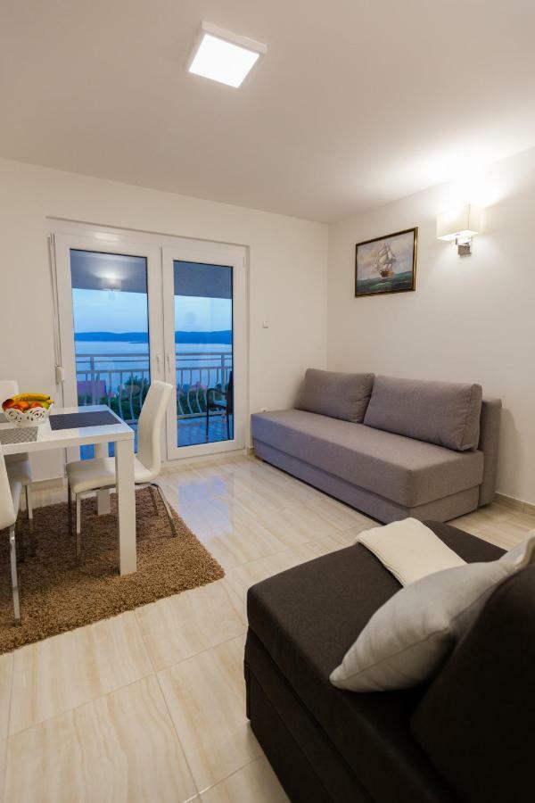 Apartmani Kristijan Crikvenica Exterior foto